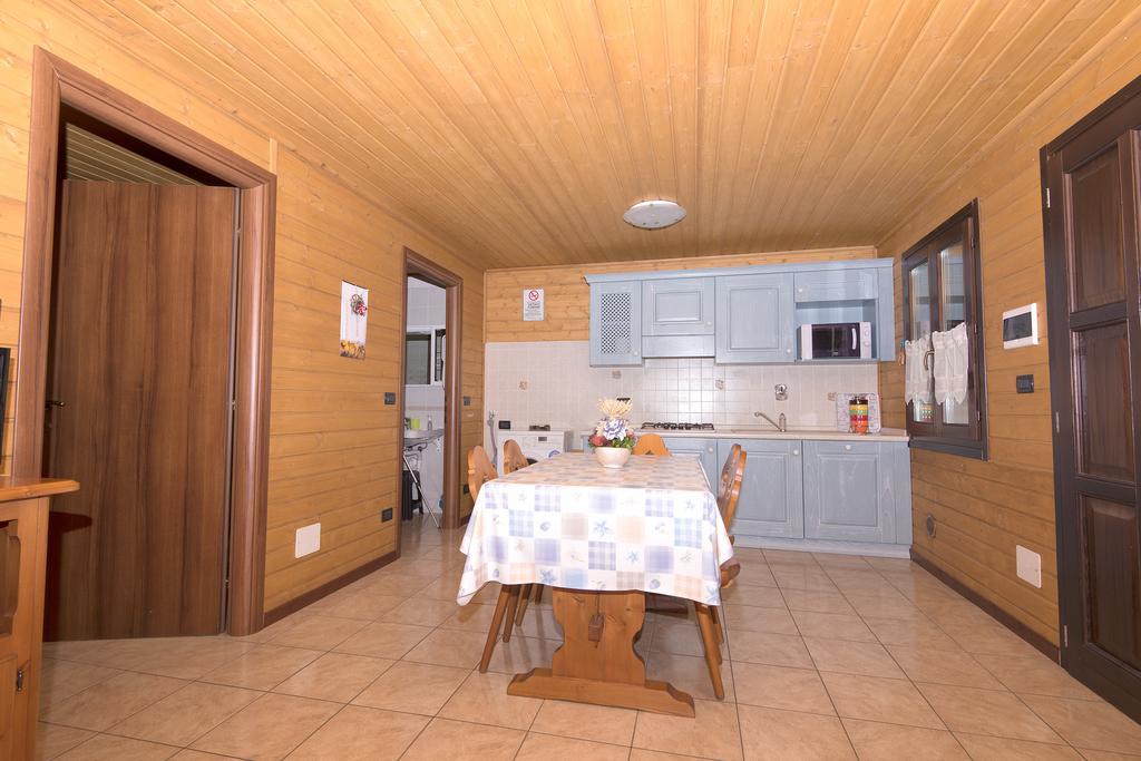 Margherita Camping & Resort Gressoney-Saint-Jean Zimmer foto
